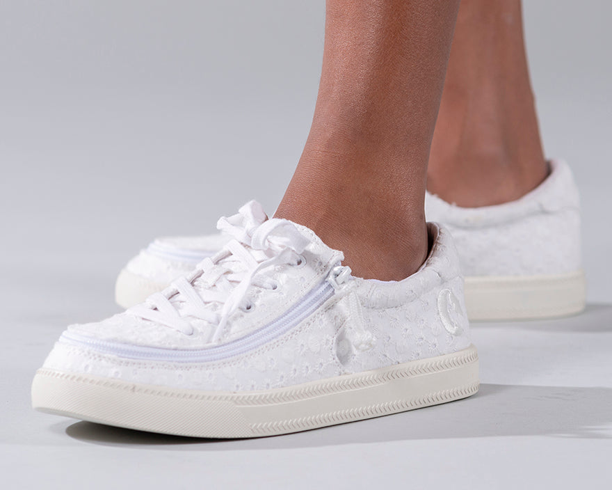 Billy Footwear (Kids) Low Top White Eyelet Canvas Shoes