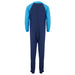 特別な必要性のある背中を備えた男の子用の青いパジャマ